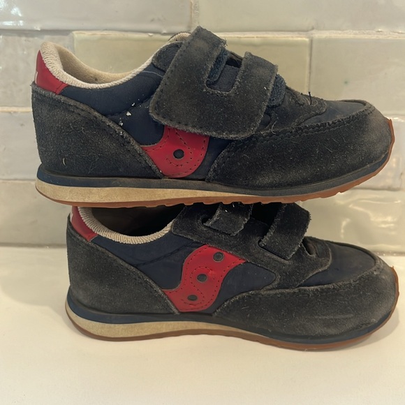 Easy to wear boys sneakers - Picture 3 of 6